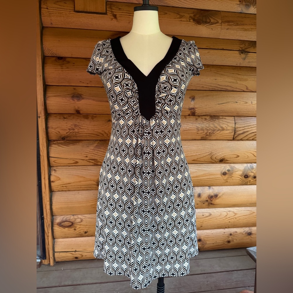 New York & Company Black and White Patterned Midi Dress